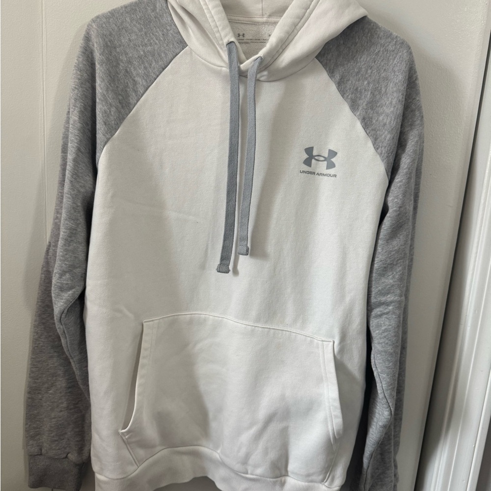 Under Armour Men's Two-Tone Gray Hoodie‎